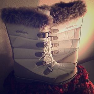 Athletech Women’s Snow Boots